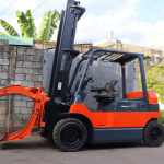 XE NÂNG KẸP TOYOTA 4 TẤN