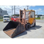 XE NÂNG DẦU TCM 2 TẤN GẮN XÚC LẬT