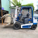 XE NÂNG ĐIỆN 3 TẤN THƯƠNG HIỆU KOMATSU NHẬP BÃI (TẠM HẾT HÀNG)