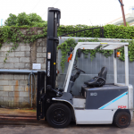 XE NÂNG ĐIỆN 3 TẤN TCM