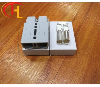 Giắc cắm nguồn ắc quy xe nâng điện