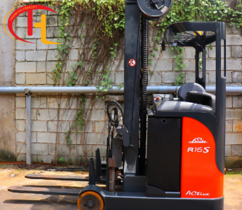 Xe nâng điện Linde ngồi lái 1,6 tấn