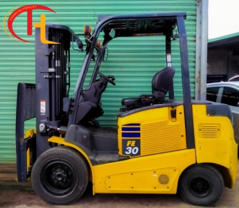 XE NÂNG ĐIỆN KOMATSU 3 TẤN FE30