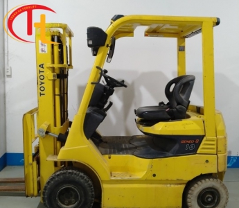 XE NÂNG ĐIỆN TOYOTA 1,8 TẤN