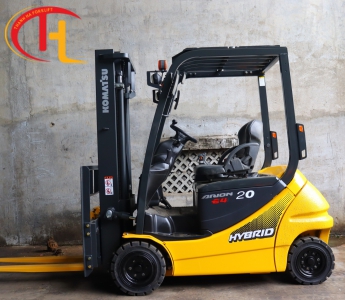 XE NÂNG ĐIỆN NGỒI LÁI KOMATSU 2 TẤN