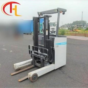 XE NÂNG ĐIỆN ĐỨNG LÁI 1.8 TẤN THƯƠNG HIỆU UNICARRIERS