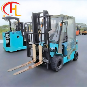 XE NÂNG ĐIỆN SUMITOMO NGỒI LÁI 3 TẤN