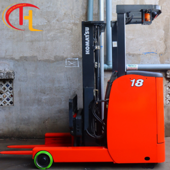 XE NÂNG ĐIỆN ĐỨNG LÁI 1,8 TẤN KOMATSU