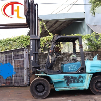XE NÂNG DẦU 6 TẤN SUMITOMO