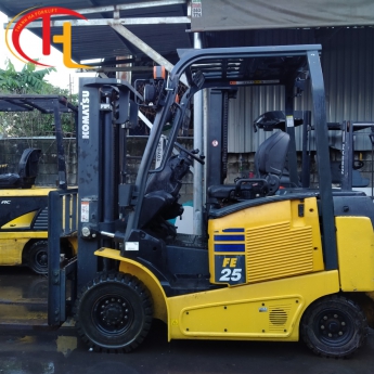 XE NÂNG ĐIỆN KOMATSU FE 2,5 TẤN