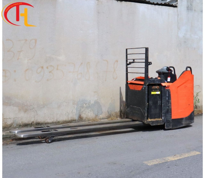 Xe nâng pallet điện Toyota LPE250 đời 2019, tải trọng 2.5 tấn