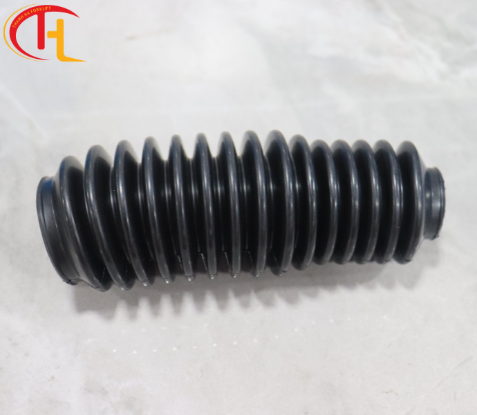 CHỤP BỤI THƯỚC LÁI XE NÂNG