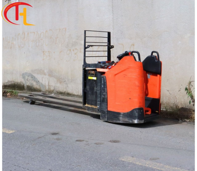 Xe nâng pallet điện Toyota LPE250 đời 2019, tải trọng 2.5 tấn