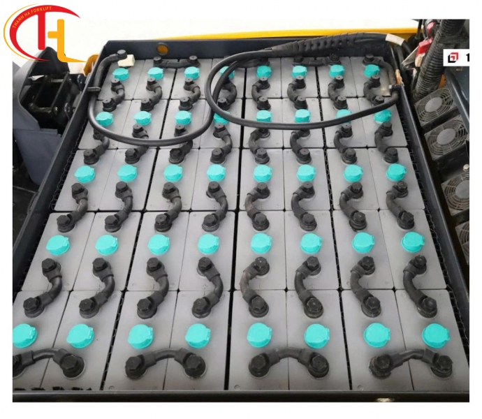 XE NÂNG ĐIỆN 4 BÁNH JUNGHEINRICH EFG 430