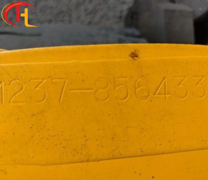 Xe nâng điện KOMATSU tải trọng 2 tấn 