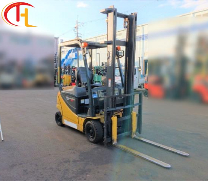 Xe nâng điện ngồi lái 1,5 tấn KOMATSU FB15-12