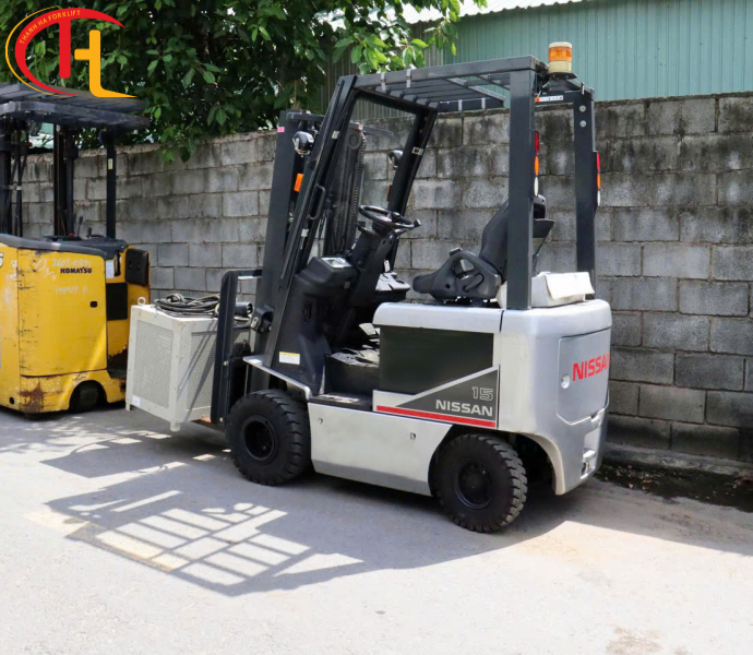 CẬP BẾN XE NÂNG ĐIỆN NISSAN 1.5 TẤN 