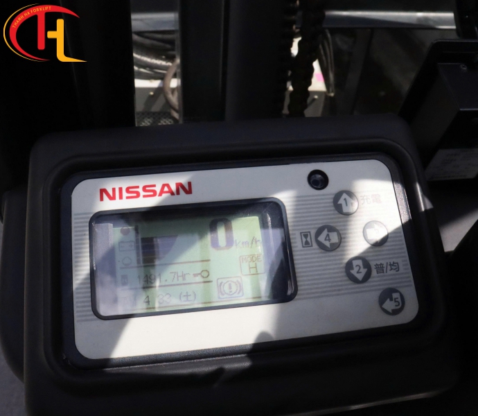 CẬP BẾN XE NÂNG ĐIỆN NISSAN 1.5 TẤN 