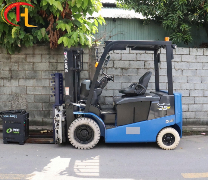 Xe nâng điện Sumitomo - 2.5 tấn đời 2017 – Hàng Nhật Bản mới về