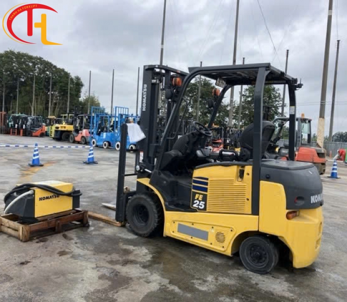 Xe Nâng Điện Komatsu FE25-1 2.5 Tấn Năm 2019