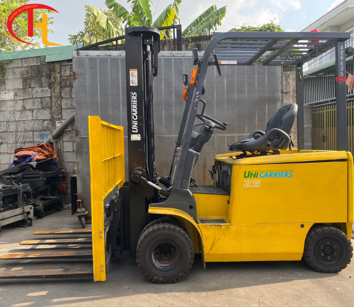 XE NÂNG ĐIỆN CÀNG ĐÔI 2,5 TẤN