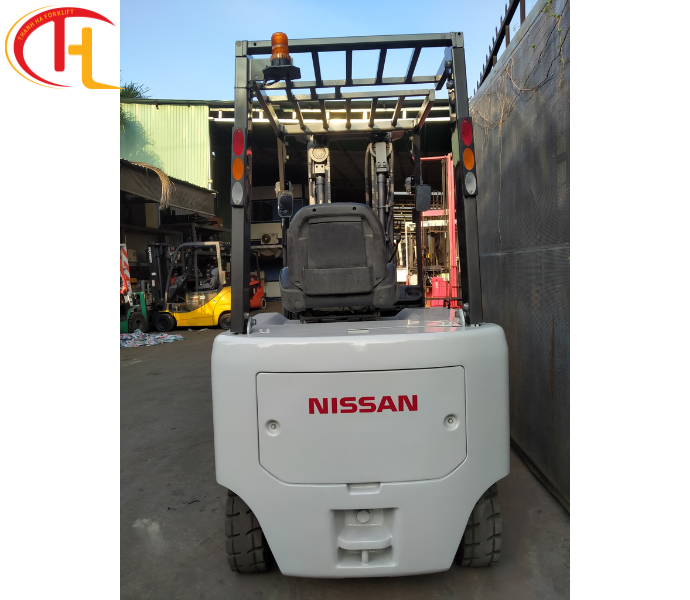 XE NÂNG ĐIỆN 2,5 TẤN NISSAN