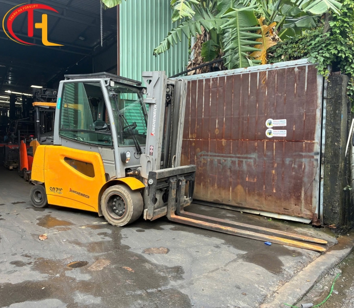 XE NÂNG ĐIỆN JUNGHEINRICH EFG 545s 4.5 TẤN ĐỜI 2019