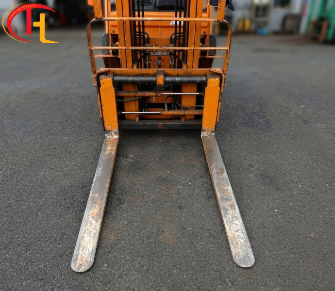 Xe Nâng Điện 2.5 Tấn KOMATSU FE25-2