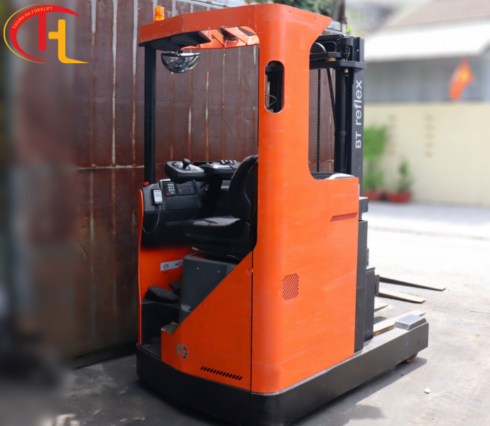Xe Nâng Điện Reach Truck BT RRE140M