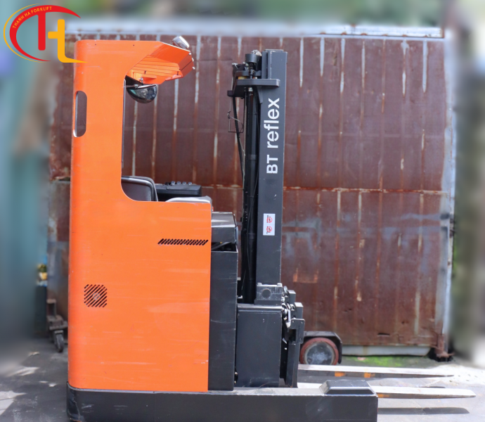 Xe Nâng Điện Reach Truck BT RRE140M