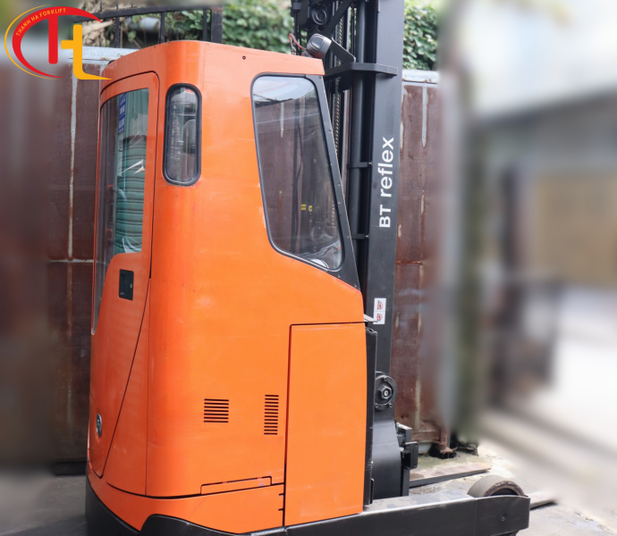 Xe Nâng Điện Reach Truck BT RRE200ECC