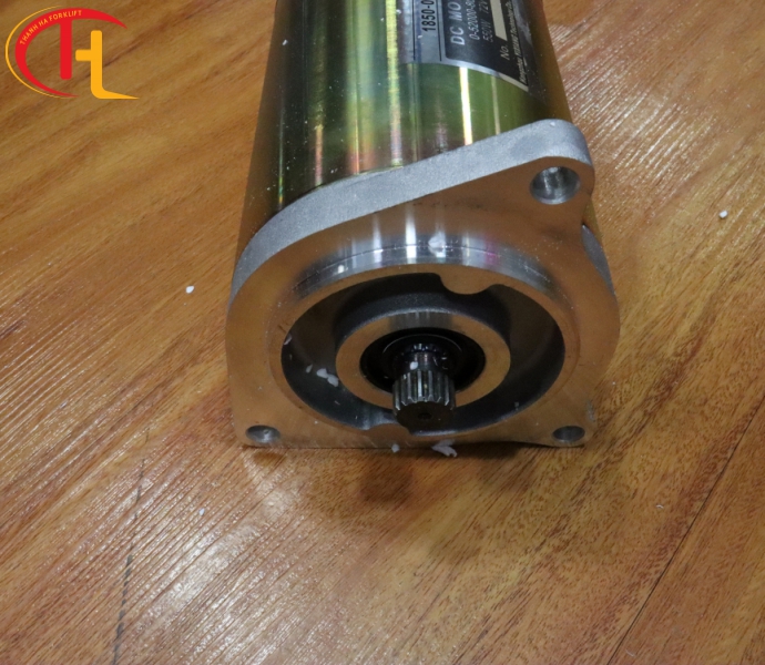 Motor Lái Xe Nâng DC 72V 550W | 861041