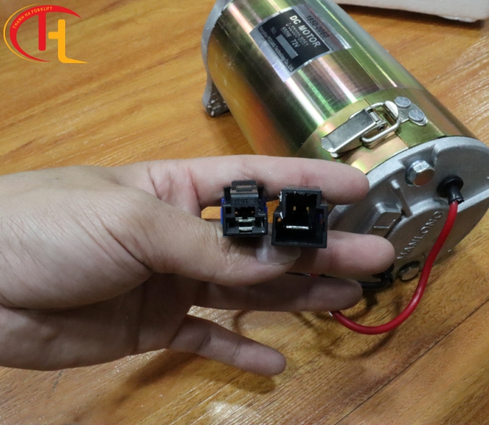 Motor Lái Xe Nâng DC 72V 550W | 861041