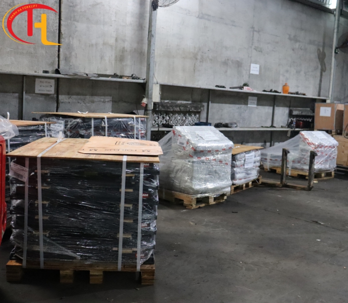 Bộ dịch khung Side Shifter và Càng nâng