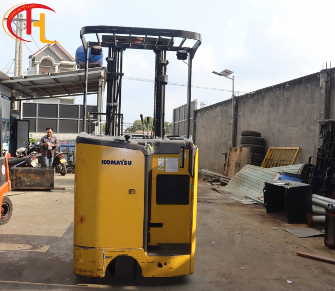 Xe nâng điện đứng lái Komatsu FB10RL-15 1 tấn – Nhập Nhật 2016, nâng cao 4m