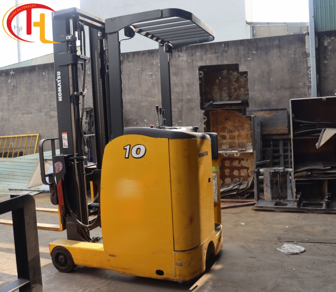 Xe nâng điện đứng lái Komatsu FB10RL-15 1 tấn – Nhập Nhật 2016, nâng cao 4m
