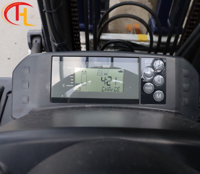 Xe nâng điện Sumitomo - 2.5 tấn đời 2017 – Hàng Nhật Bản mới về