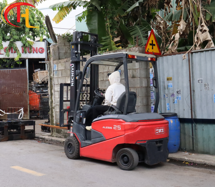 Xe nâng điện NICHIYU 2.5 tấn