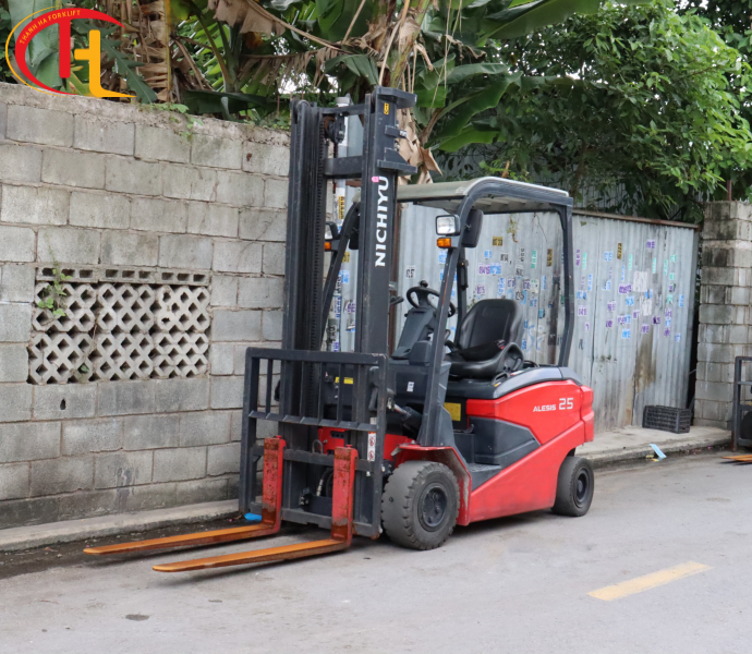 Xe nâng điện NICHIYU 2.5 tấn