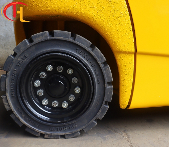 XE NÂNG ĐIỆN KOMATSU 1 TẤN ĐỜI MỚI