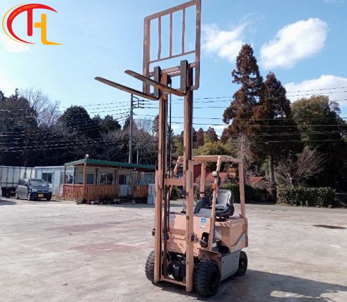 XE NÂNG ĐIỆN 1,5 TẤN UNICARRIERS