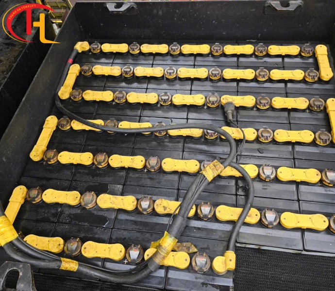 Xe nâng điện 4 tấn toyota 7FBM40 