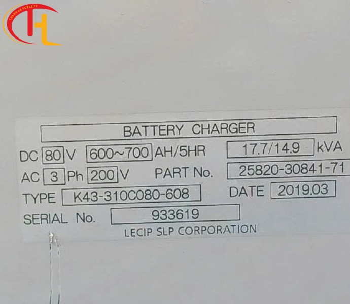 XE NÂNG ĐIỆN NGỒI LÁI TOYOTA 4 TẤN 