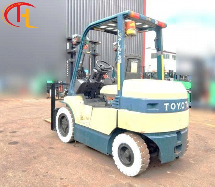 Xe nâng TOYOTA 7FB035 - 3,5 tấn